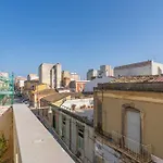 Sirakousai Sweet Home